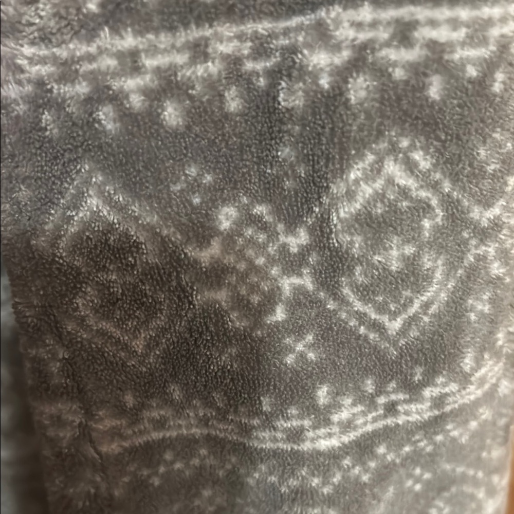 Lena Gray Patterned Vest - Picture 6 of 9